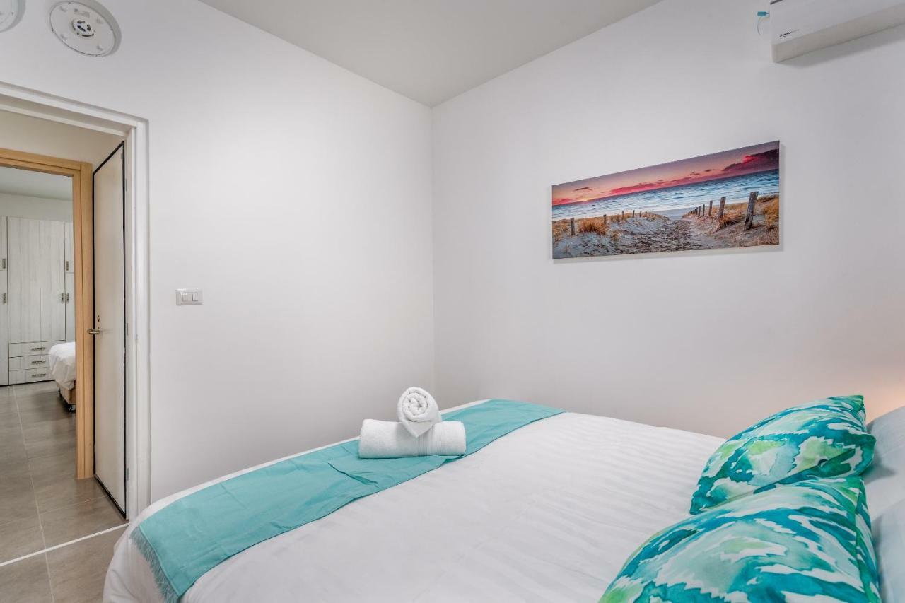 דירות טבריה Mini Penthouse Michelangelo מראה חיצוני תמונה
